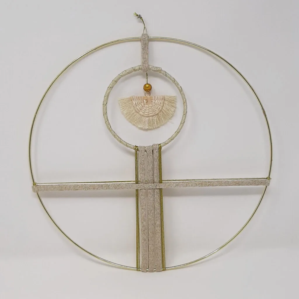 Cercle métallique doré moyen
